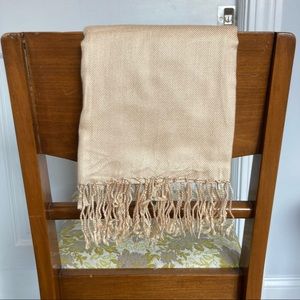 Cashmere scarf